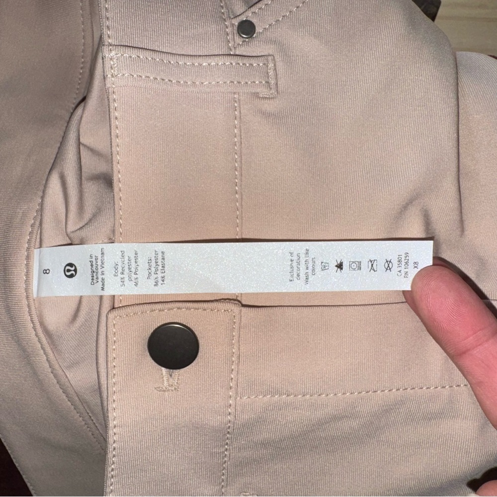 Lululemon Athletica size 8 Tan Pants - Picture 10 of 14